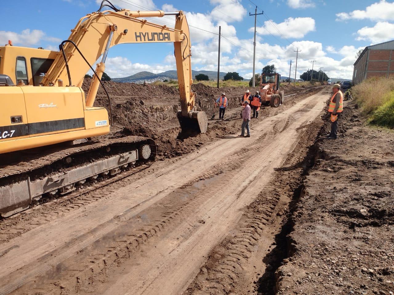 Con la pavimentación de la carretera Acopinalco–Apan los traslados se reducen a la mitad del tiempo